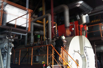 Demontage einer Dampfkesselanlage Gewicht 30 t in Frankfurt Fa. Continental